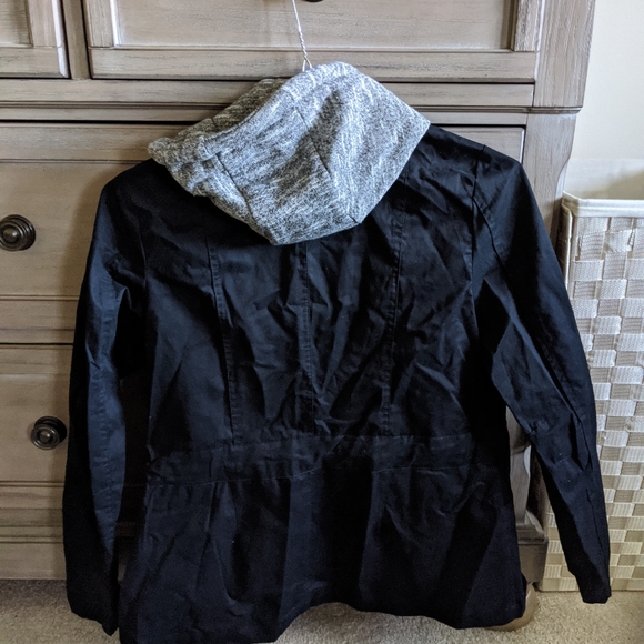 Black light weight ekattire jacket - Picture 2 of 3